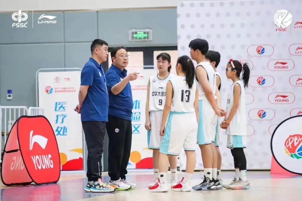 刻苦训练篮球时如何避免受伤的建议_2